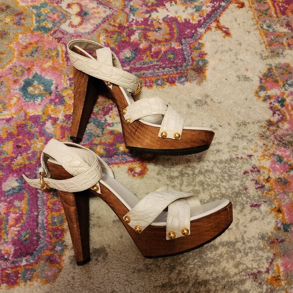 Gucci Platform Leather Sandals, Size 8B - Picture 1 of 5